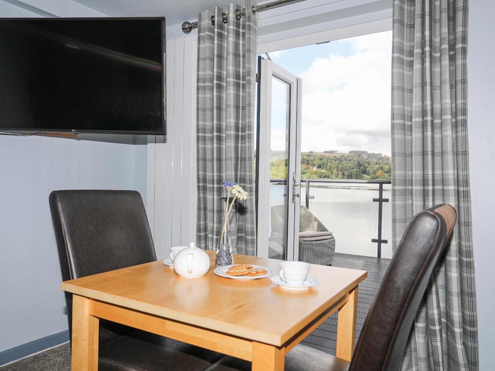 Drysgol Lakeside - Bala Lake Екстериор снимка